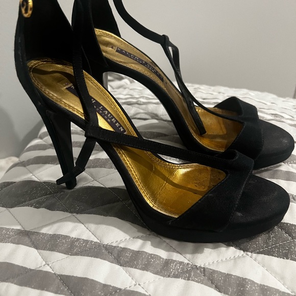 Ralph Lauren heels - Picture 3 of 4